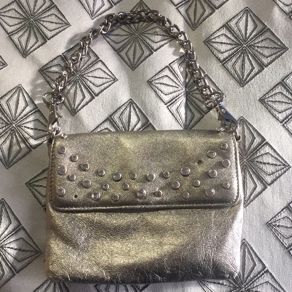 💟 5/$25 Express wristlet